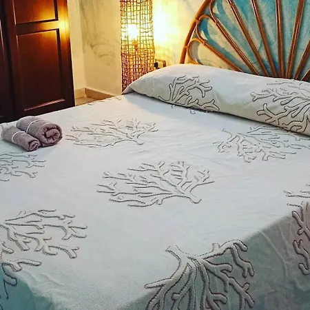 Maya Apartamento Posada (Sardinia)
